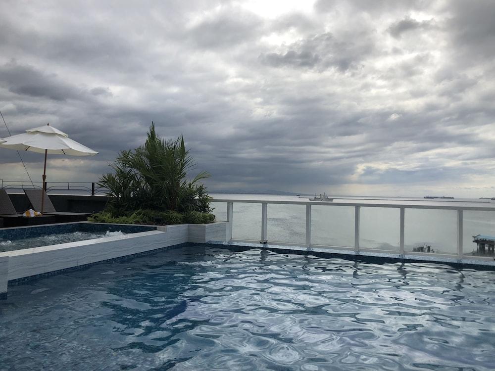Rizal Park Hotel Manila Bagian luar foto